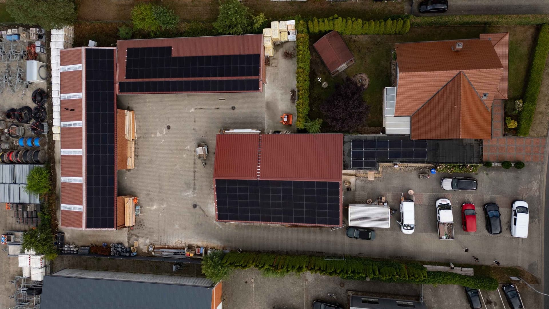 Photovoltaikanlage auf einem Wohnhaus im Emsland